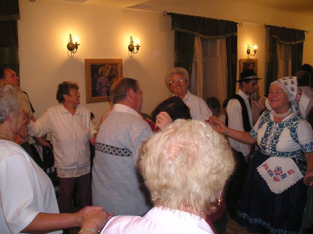 Szüreti.2008.október 18. plébánia 028.jpg